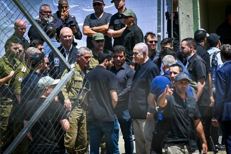 Izraeli do t’i intensifikoj sulmet në Liban, paralajmëron ministri i mbrojtjes