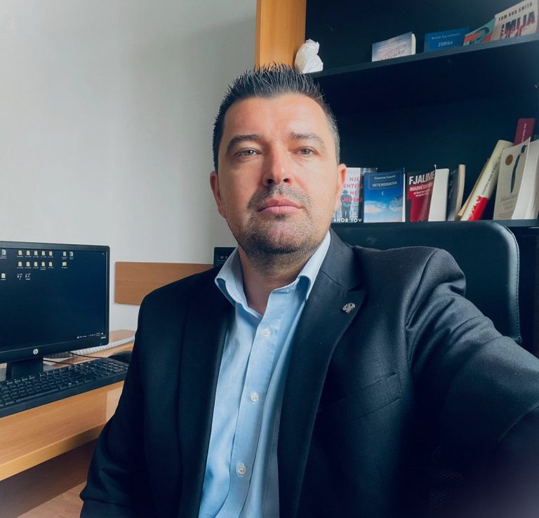 Pse duhet te mbeshtetet “Shteti Sovran i Urdhrit Bektashi” dhe si duhet te kuptohet krijimi i tij!