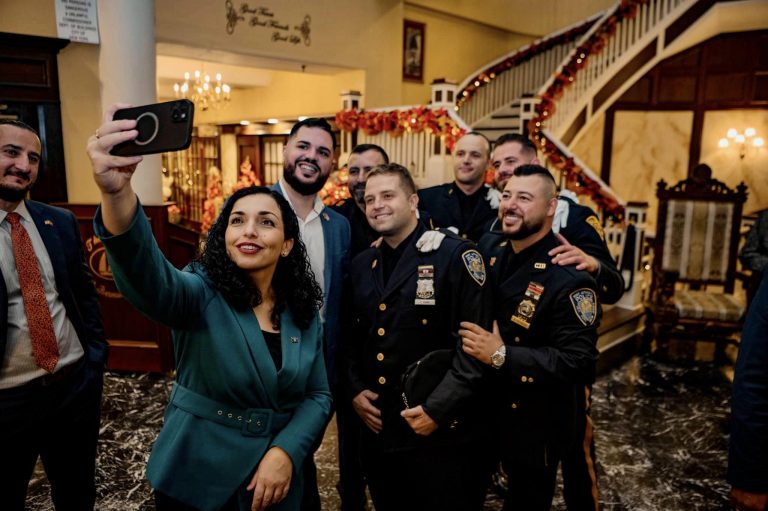 Edhe një video-album dhe një “roman takimesh” në New York nga Presidentja, Vjosa Osmani