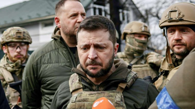 Kievi edhe nën bombardime të brendshme – ka dorëheqje e shkarkime në kabinetin e Zelenskyt