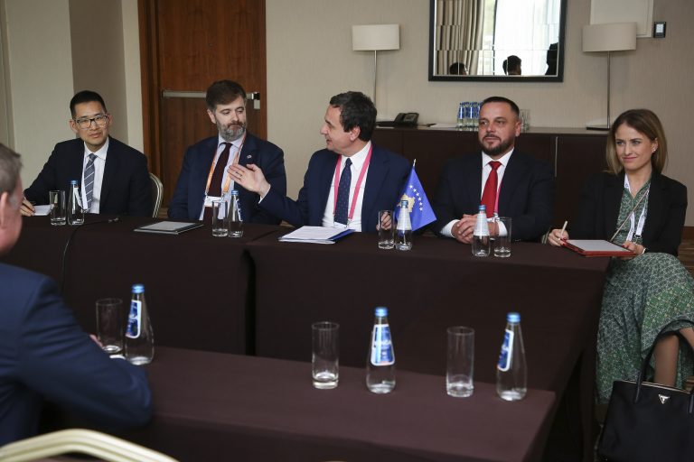 Raportet me SHBA, Kurti i kërkon ta ndihmojë Kosovën për t’u anëtarësuar në NATO