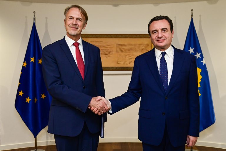 Raporti i BE-së / Kurti: S’ka pasur ecje mbrapa, pothuajse në të gjitha fushat është shënuar progres