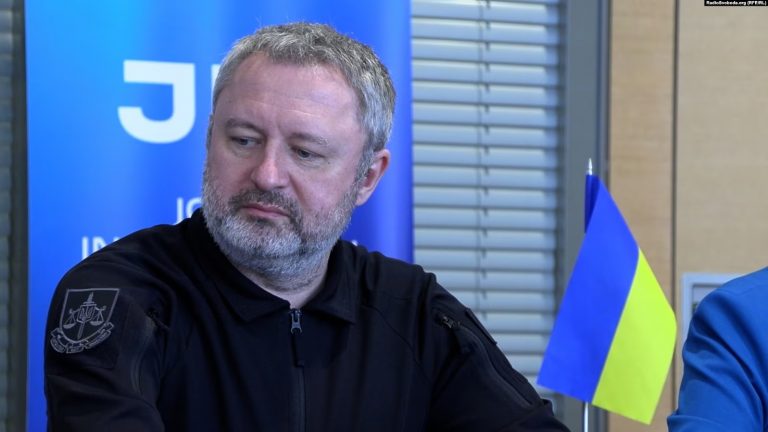 Zelensky e shkarkon prokurorin e Përgjithshëm, Andriy Kostin