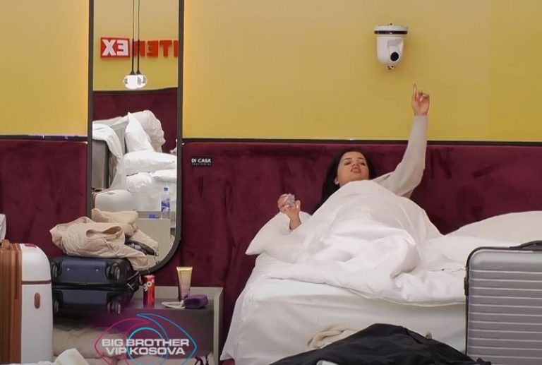 Përplasen dy aktorët në shtëpi: Veleshnja: Teatrot e Kosovës janë të mjerë