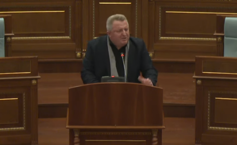 Berisha i PDK-së akuza edhe presidentes për problemin e ushqimit për FSK-në