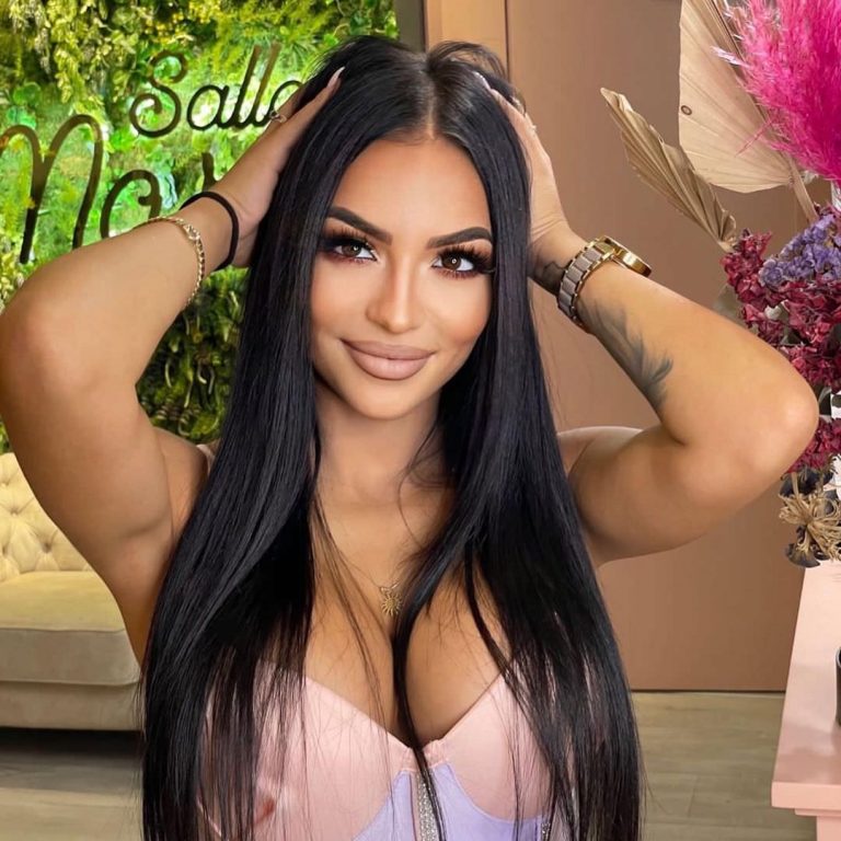 Mikela Pupa i heq thuajse të gjitha