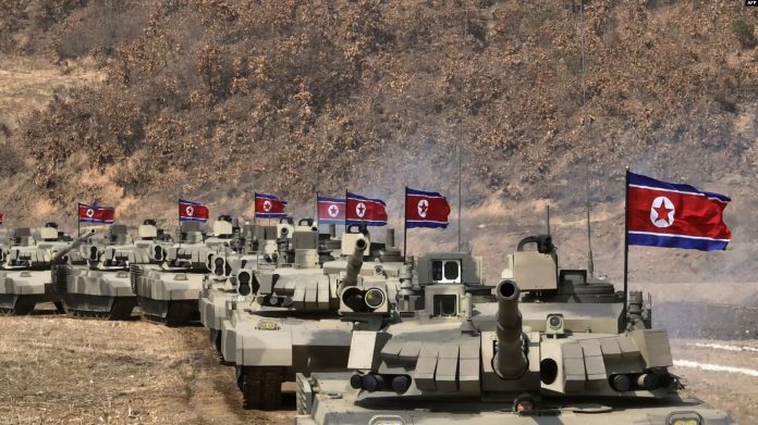 Tanke të Koresë së Veriut. Fotografi ilustruese.