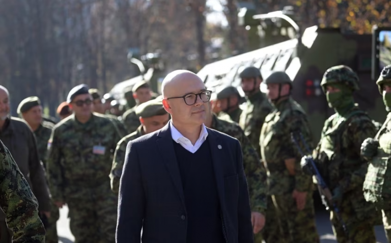 Vuçeviq, ky “paqeruajtës” i rajonit