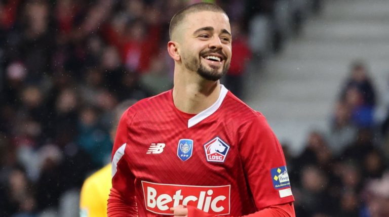 Njëherë e dënoi, tash kujtohet ta lëvdoj