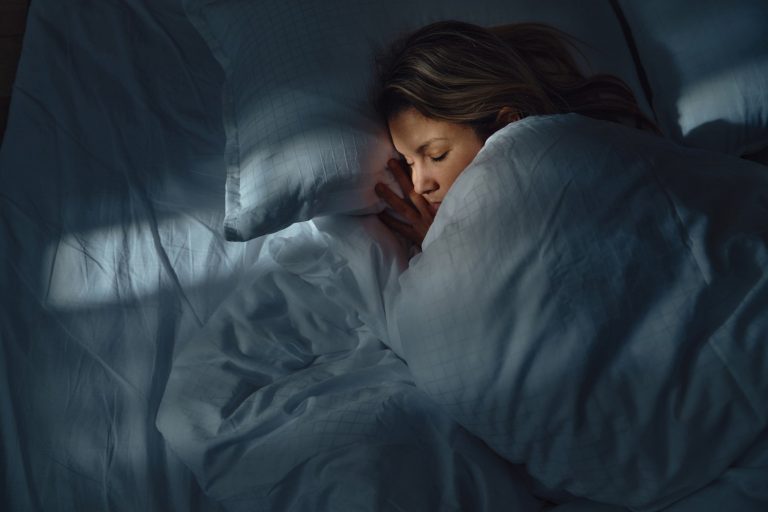 Truri ynë plaket kur nuk bëjmë gjumë të mirë