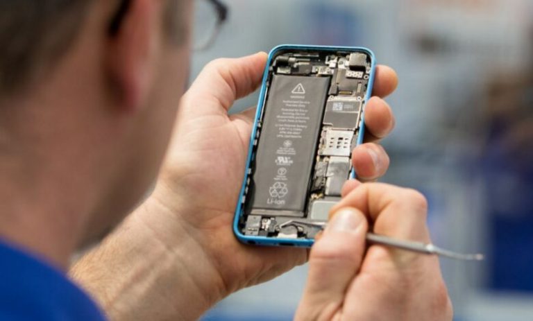 Si ta servisoni vetë telefonin?