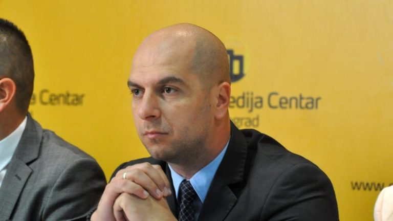 Simiq i reagon sërish Kusari-Lilës: Me pëlqimin e Radoiçiqit kemi mbështetur kërkesat