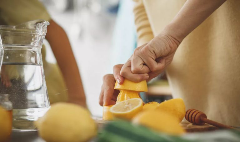 Pastrojeni mëlçinë me këtë pije