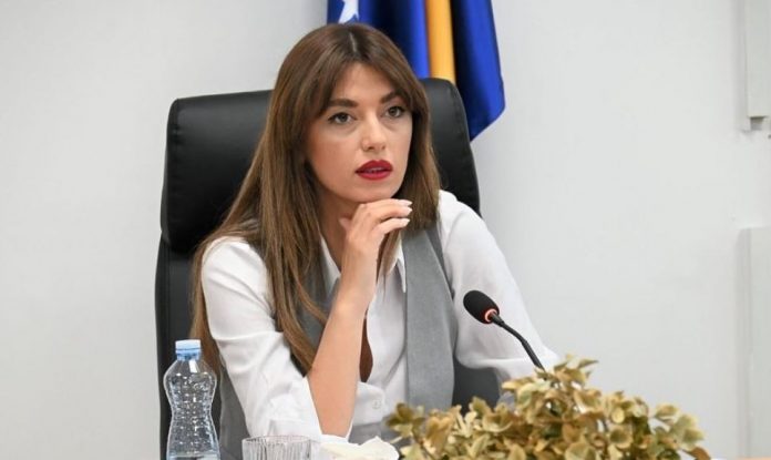 Ministrja e Drejtësisë, Albulena Haxhiu