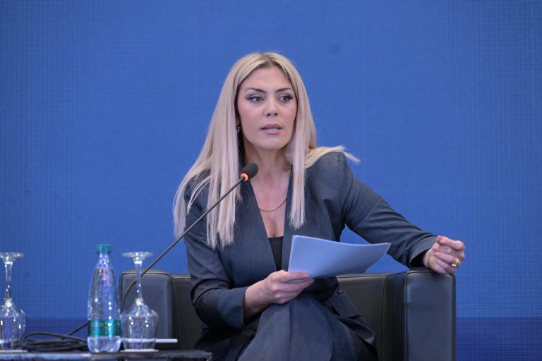 Deliu-Kodra: Kurti e ka dëmtuar Kosovën para se të dëmtojë PDK-në dhe LDK-në