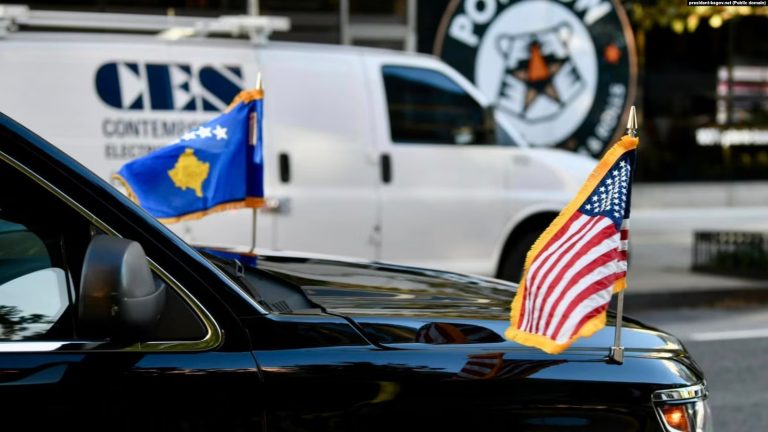 Analiza e REL / Raportet Trump-Kosovë: Çfarë ishin dhe çka mund të pritet