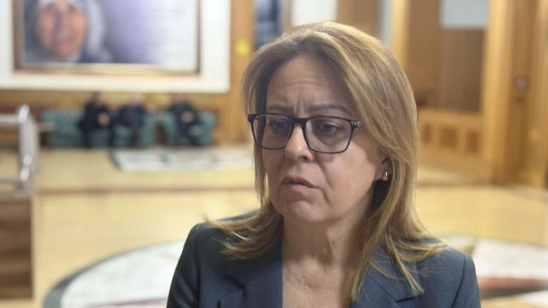 Bajrami-pushtetit: Mashtruesit po lavdërohen për heqjen e masave