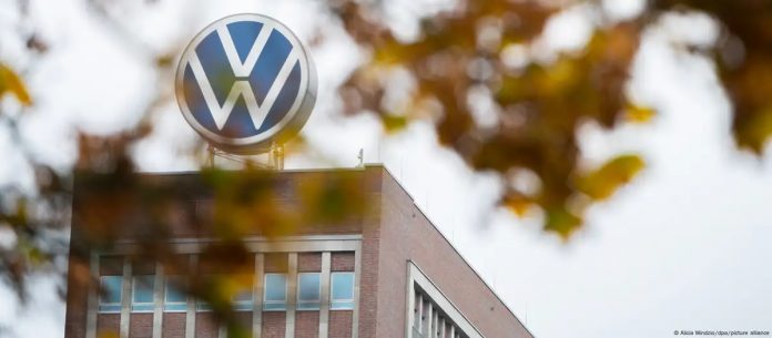 Logo e VW.