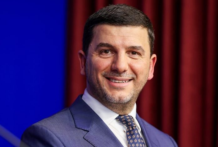 Kryetari i Partisë Demokratike të Kosovës, Memli Krasniqi