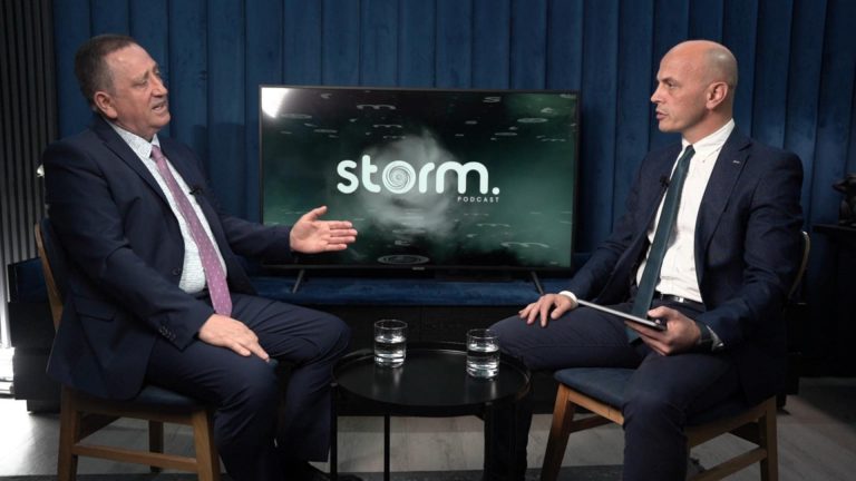 Ekskluzive: 24 Orë nga Zbulimi i Fituesit të Presidencës në SHBA!