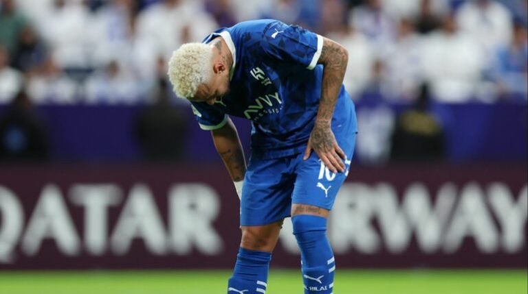 Fati i zi e përcjellë Neymarin, lëndohet sapo u kthye në fushën e blertë