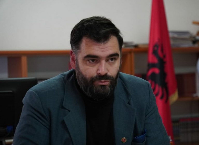 Mustafi paralajmëron dërgimin e Aleksandar Vulinit në Gjykatën e Strasburgut