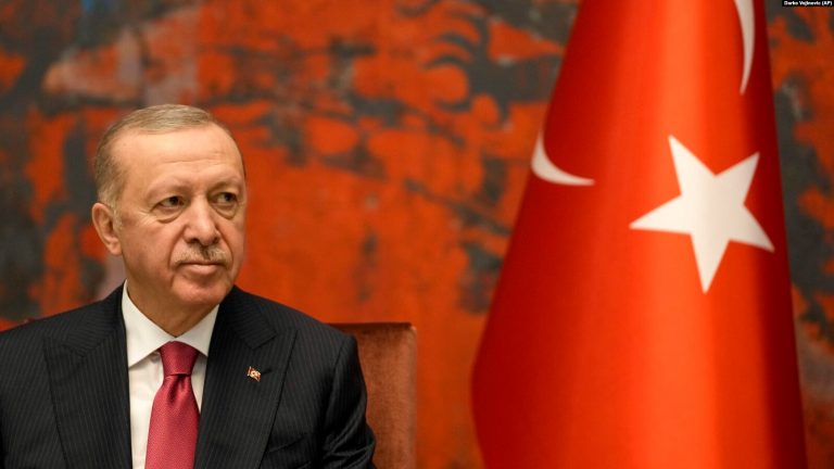 Erdogan: Shpresoj se Trump do t’i thotë Izraelit ta ndalë luftën