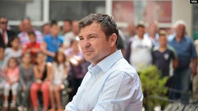 Ish-kryebashkiaku i Durrësit, Vangjush Dako