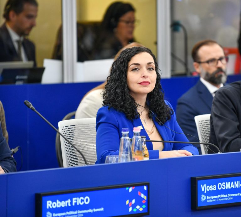 Osmani në Budapest takohet me burrështetas nga vende të ndryshme