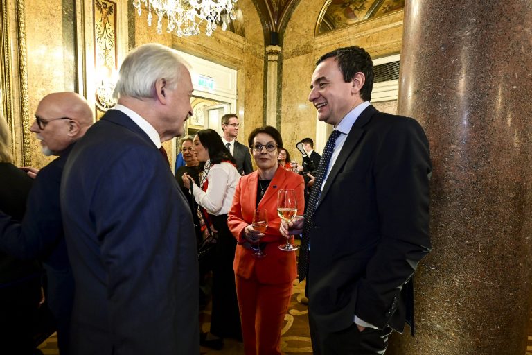 Forumi Ekonomik i Vjenës / Kurti me ofertë për ata që duan të investojnë në Kosovë