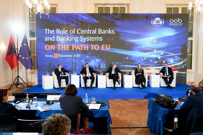 Guvernatori Ismaili merr pjesë në Konferencën Vjetore të nivelit të lartë të organizuar nga Banka e Shqipërisë