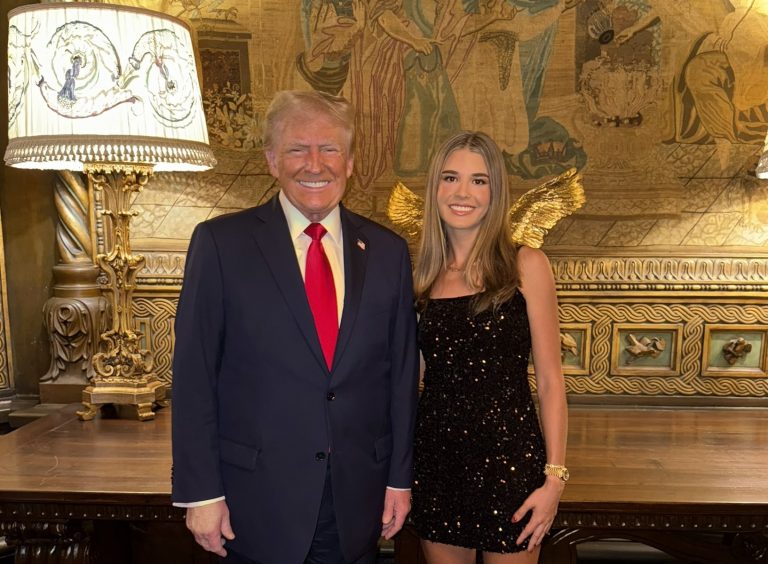 Mbesa e uron Donald Trumpin për fitoren: Urime gjysh!