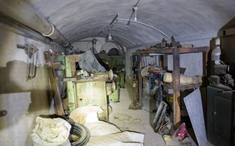 IDF: Zbuluam e shkatërruam një fabrikë të madhe nëntokësore të armëve të Hamasit