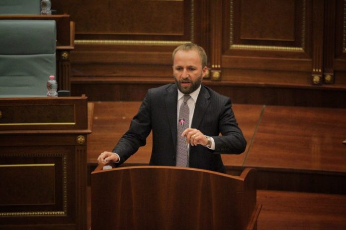 Shefi i Grupit Parlamentar të PDK-së, Abelard Tahiri