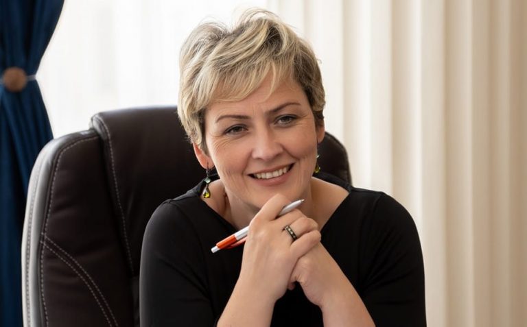 Sinani: Shqiptarët e Luginës sigurojnë të drejta pronësore në Kosovë