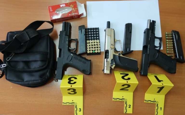 Policia në Prishtinë sekuestroi 5 armë zjarri brenda një jave