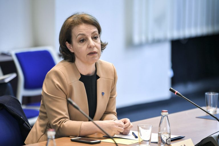 Gërvalla kërkon nga Serbia ekstradimin e kriminelëve dhe zbardhjen e fatit të të zhdukurve