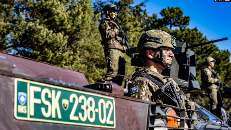 FSK-ja pajiset me veshmbathje dhe pajisje të avancuara