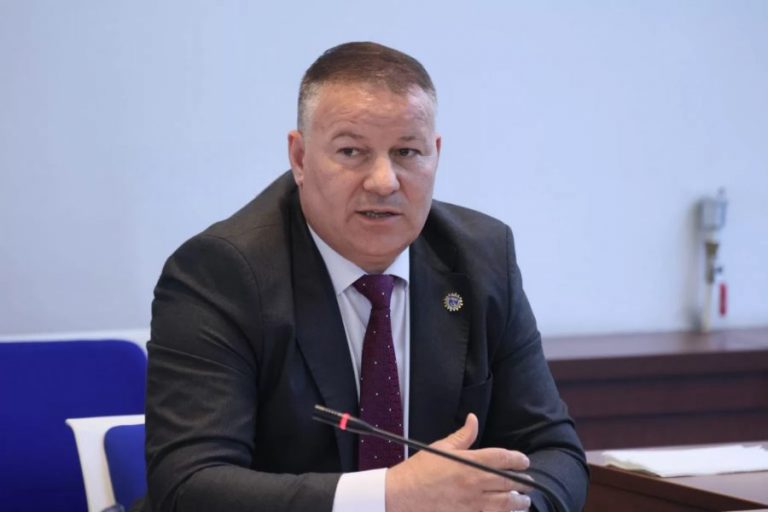 Hoxha: Arrestime të reja të mundshme lidhur me sulmin terrorist në Varragë