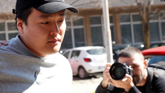 Hyeong Do Kwon.
