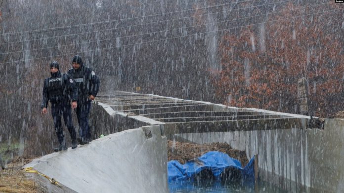 Vendi i dëmtimit të kanalit të ujit Ibër-Lepenc nga shpërthimi i 29 nëntorit.
