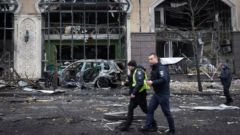 Rusia vazhdon sulmet ndaj Ukrainës edhe në ditën e fundit të vitit