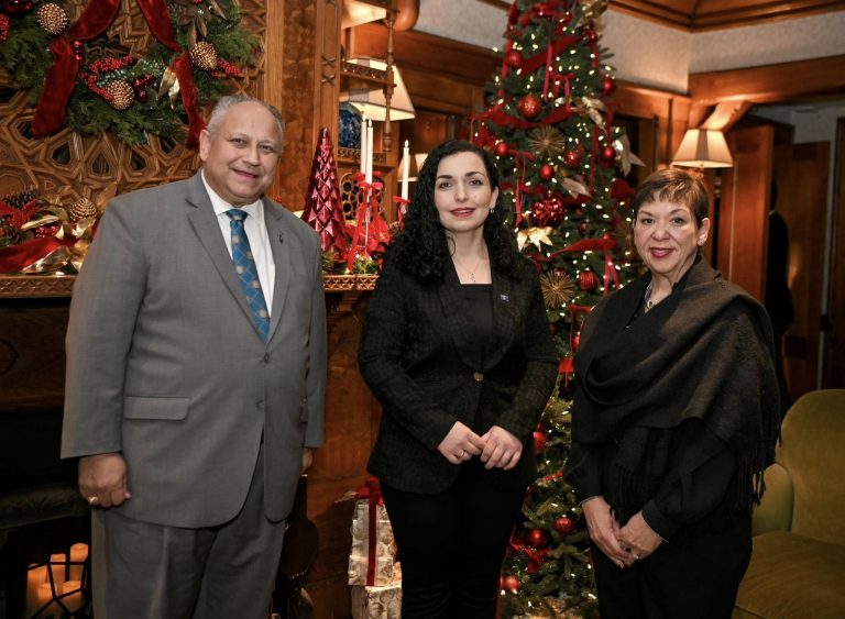 Osmani pjesëmarrëse në Simpoziumin ndërkombëtar për Gratë dhe Paqen në SHBA