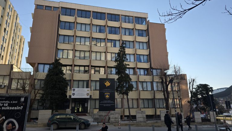 Aktakuzë kundër një personi për krime lufte në Gjakovë
