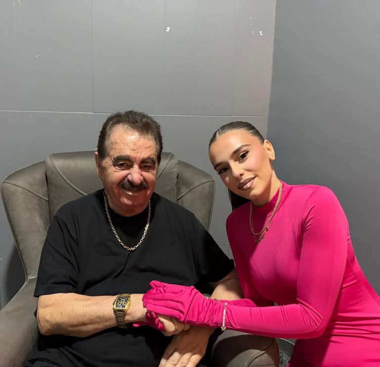 Këngëtarja kosovare intepreton hitin e madh me Ibrahim Tatlises