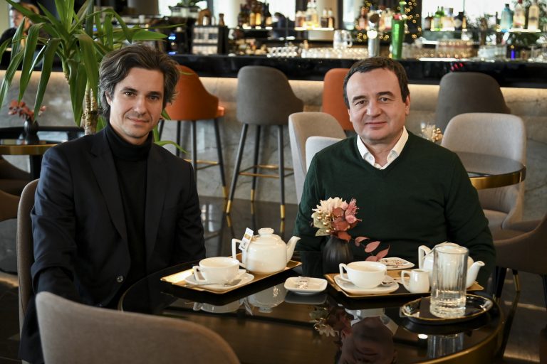 Kurti takohet me zv/kryeministrin e Sllovenisë, Luka Mesec