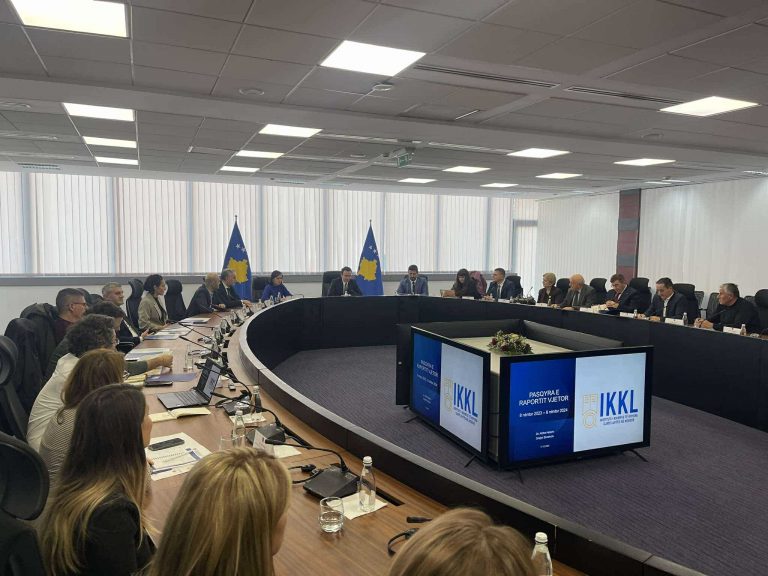 Kurti: Dokumentimi i krimeve të luftës është detyrim moral dhe historik