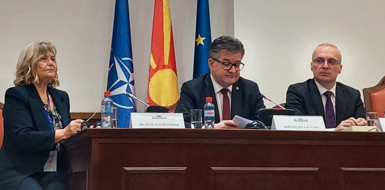 Lajçak në Shkup: Kompromise historike të nevojshme për anëtarësimin në BE