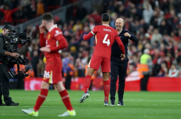 Zërat për largim, trajneri i Liverpool-it thyen heshtjen për të ardhmen e holandezit