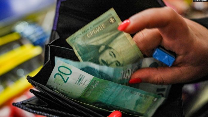 Dinari serb - Fotografi ilustruese.